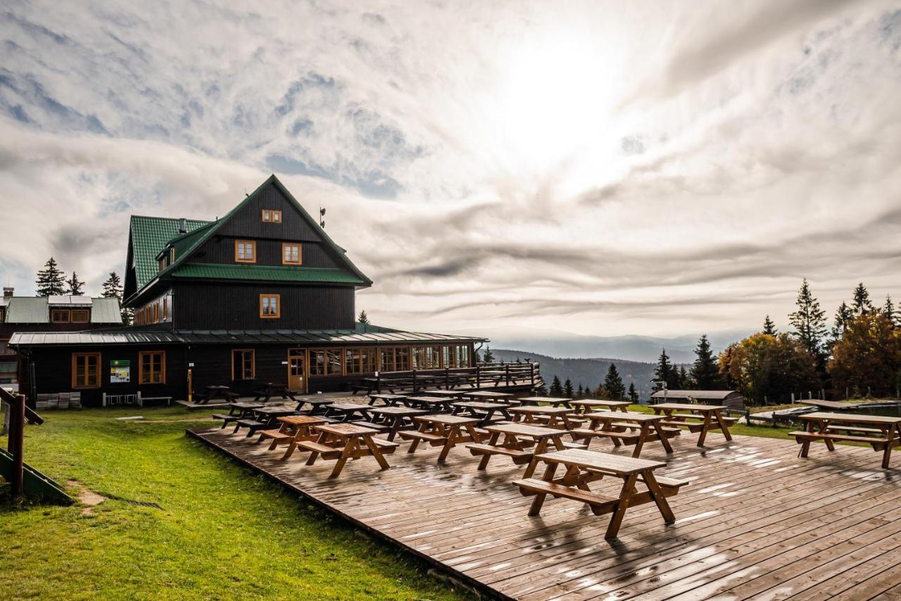 Horsky Hotel Paprsek Stare Mesto  Exterior photo